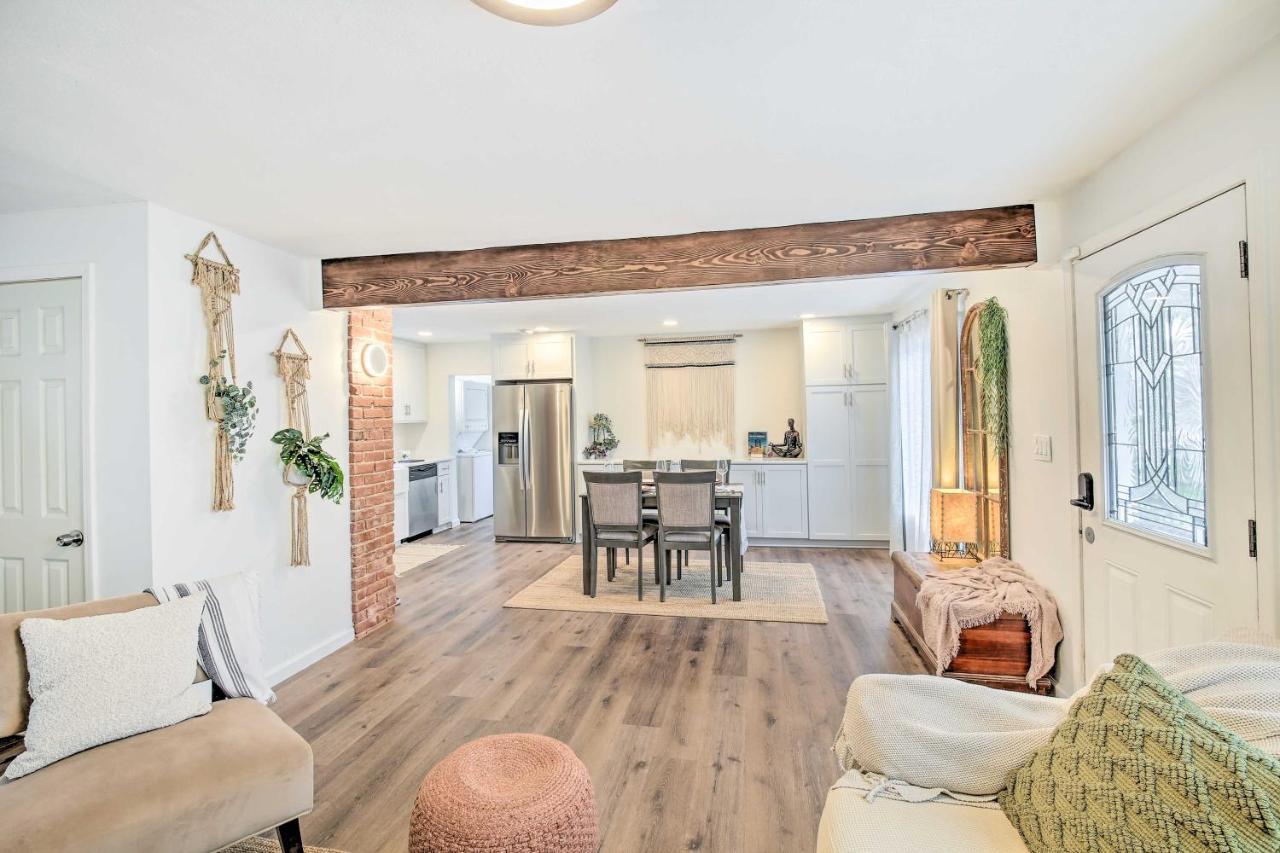 Holiday home Fully Remodeled Downtown Long Home! *