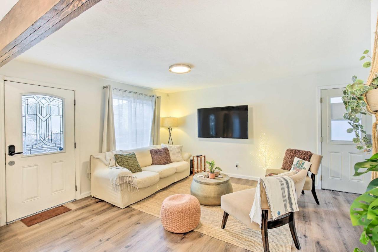 Fully Remodeled Downtown Long Home! Holiday home Long Beach