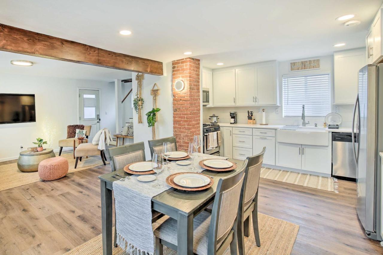 Holiday home Fully Remodeled Downtown Long Home! *