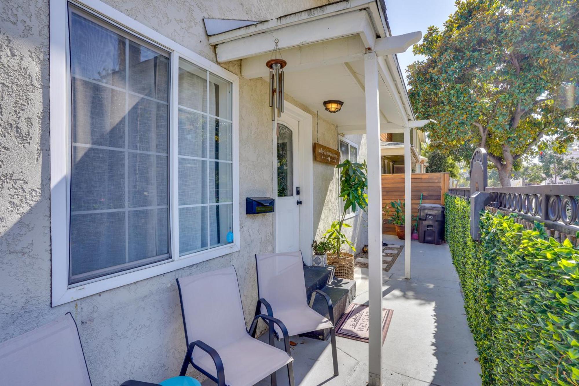Fully Remodeled Downtown Long Home!